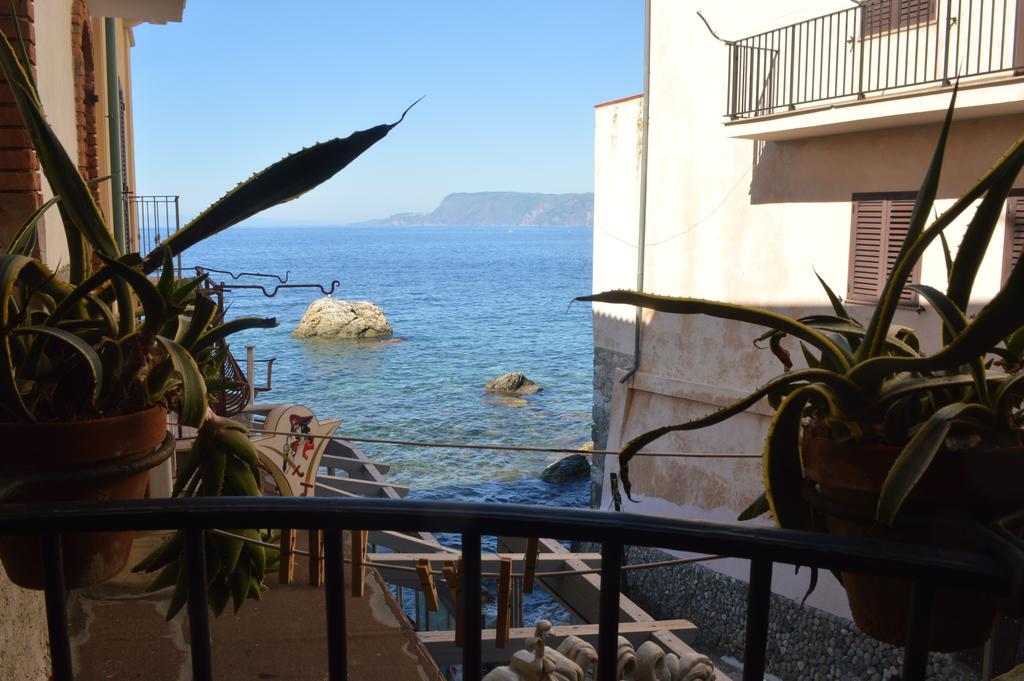 Le Piccole Grotte Bed & Breakfast Scilla Luaran gambar