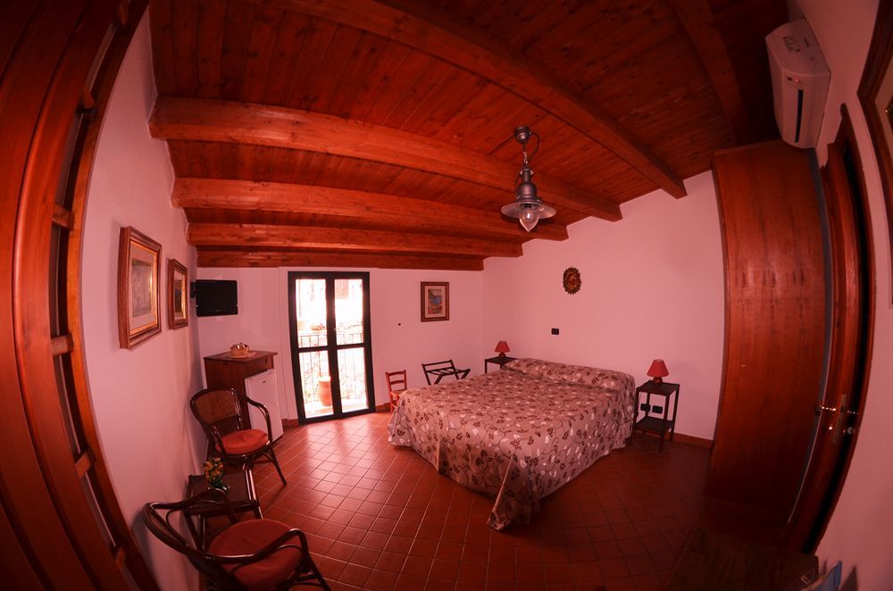 Le Piccole Grotte Bed & Breakfast Scilla Luaran gambar