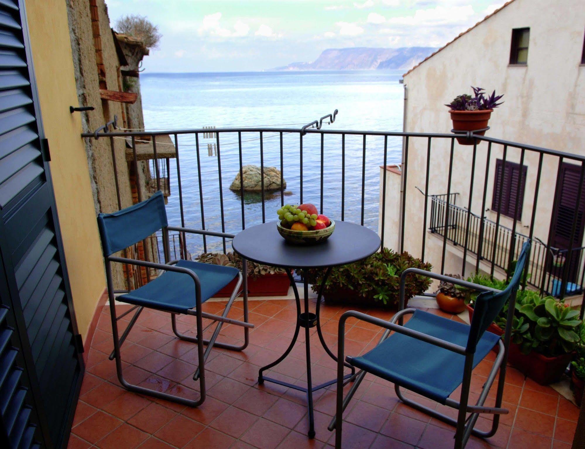 Le Piccole Grotte Bed & Breakfast Scilla Luaran gambar