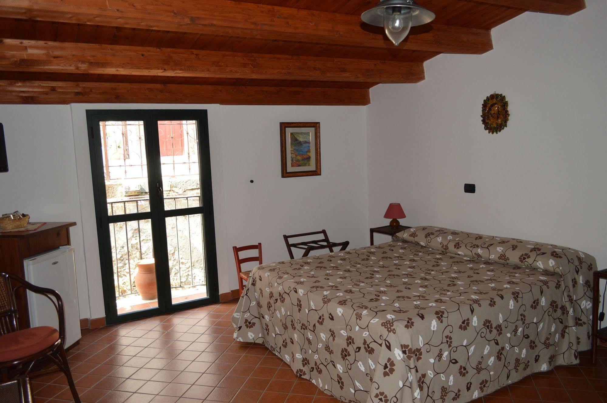 Le Piccole Grotte Bed & Breakfast Scilla Luaran gambar