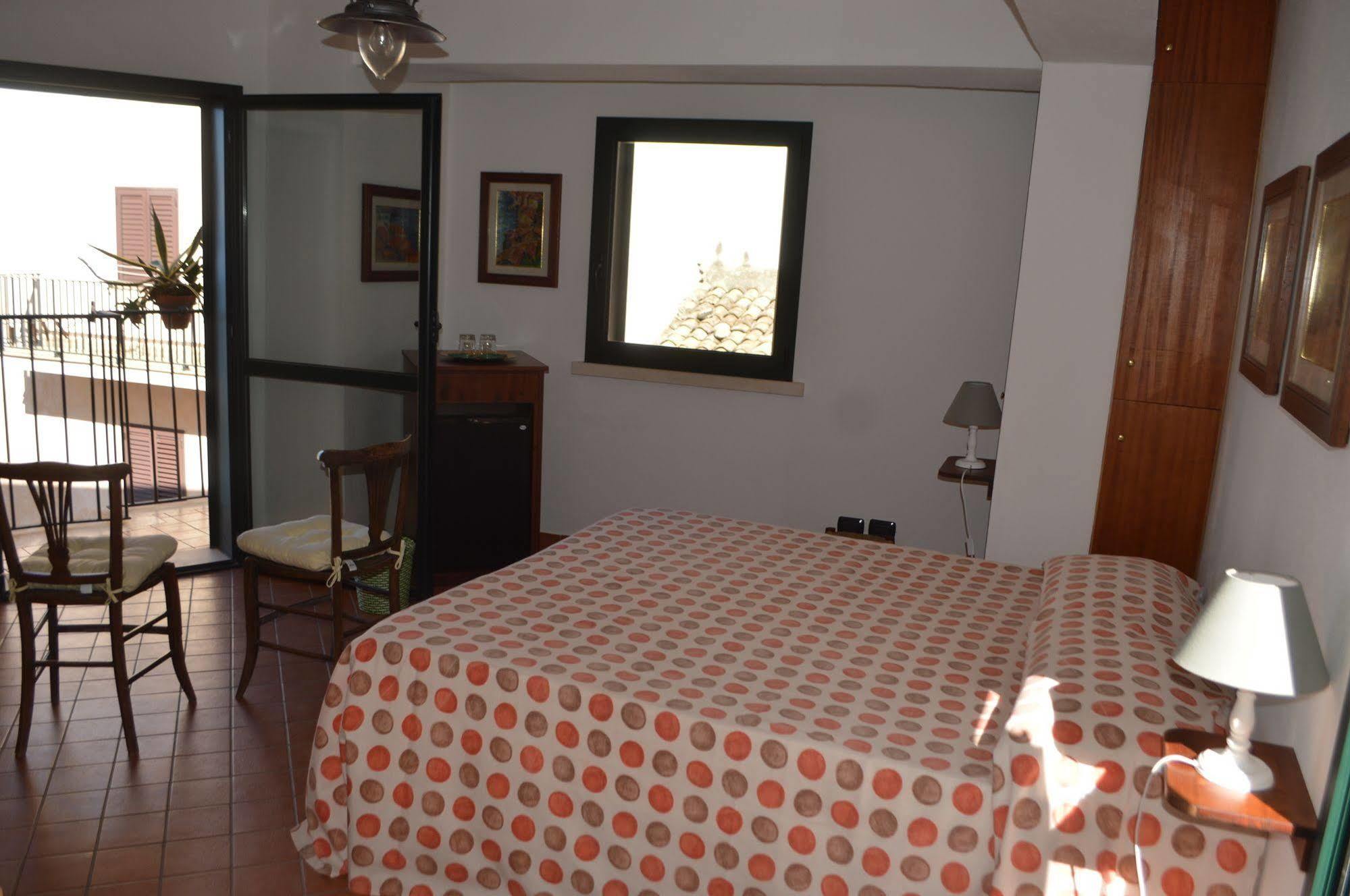 Le Piccole Grotte Bed & Breakfast Scilla Luaran gambar