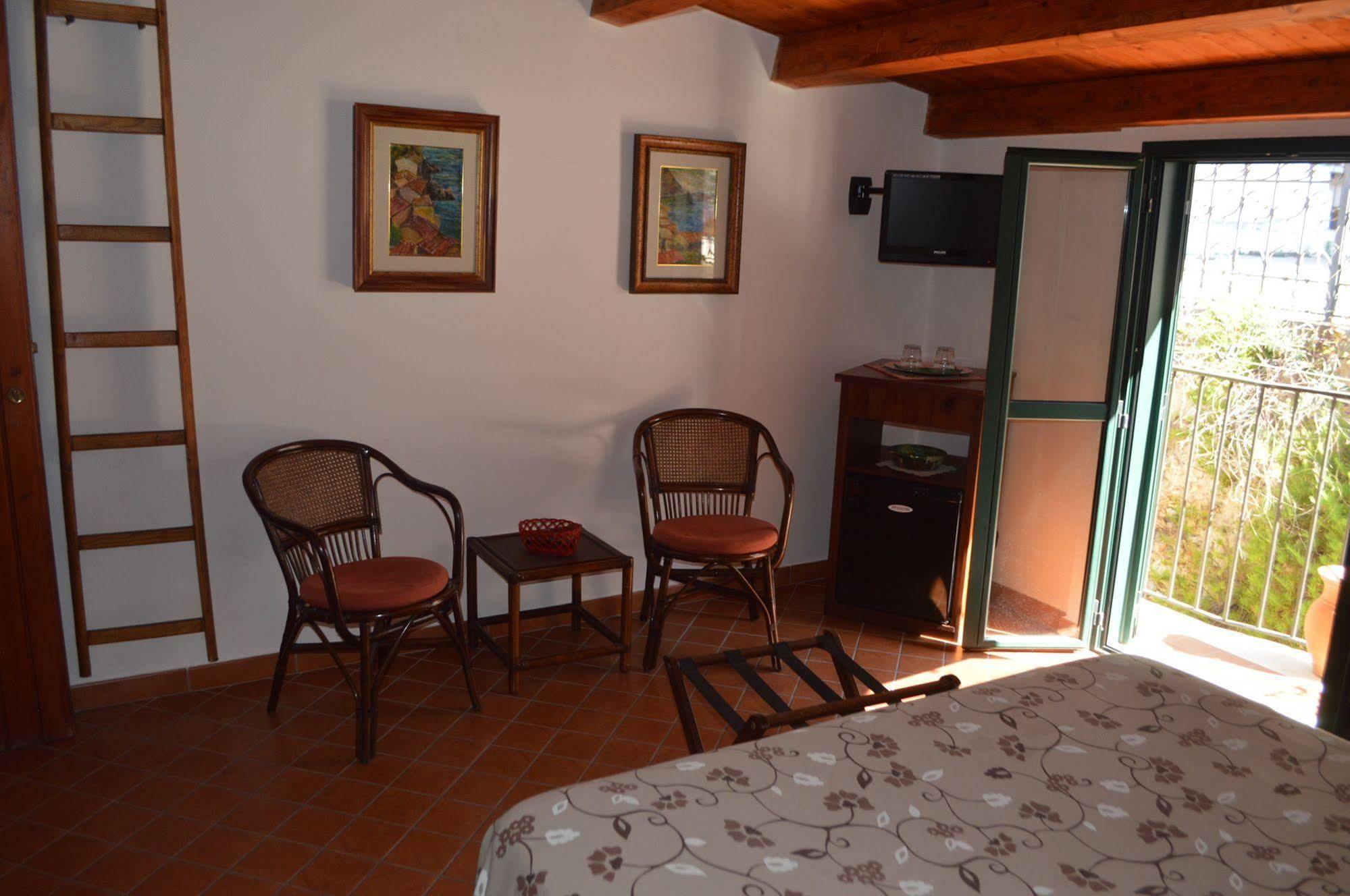 Le Piccole Grotte Bed & Breakfast Scilla Luaran gambar